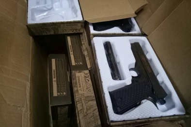 Hà Nội: phát hiện và bắt giữ hơn 100 khẩu súng ngắn