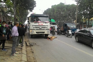 Tai nạn giao thông: Xe trộn bê tông cán chết người trên Phạm Văn Đồng