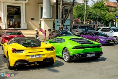 15.000 tỷ sắm siêu xe: Đại gia Việt vượt tay chơi Singapore