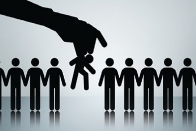 Đuổi việc người lao động để không phải thưởng Tết bị phạt thế nào?