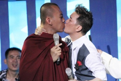 Những lần thân mật với sao nam của Đàm Vĩnh Hưng