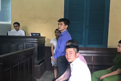 'Xách tay' 96 điện thoại về Việt Nam, 2 người Hàn Quốc lãnh án tù