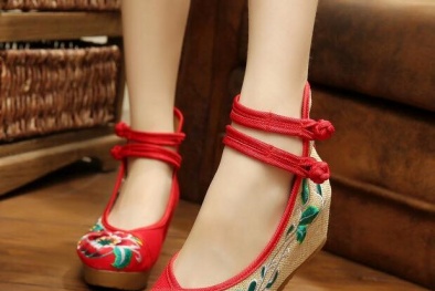 Rộ mốt sắm hài vải kiểu Hoa chơi Tết 2017