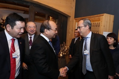 Thủ tướng Nguyễn Xuân Phúc: 'Việt Nam có chủ trương mở cửa bầu trời'