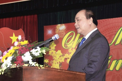 Thủ tướng Nguyễn Xuân Phúc gặp mặt nguyên lãnh đạo miền Trung