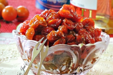 Cách làm mứt cà chua bi ngon dẻo, ngọt ngào đón Tết