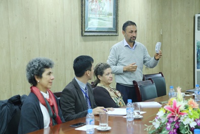 Tổng cục TCĐLCL làm việc với đoàn Colombia về công nghệ đo lường điện