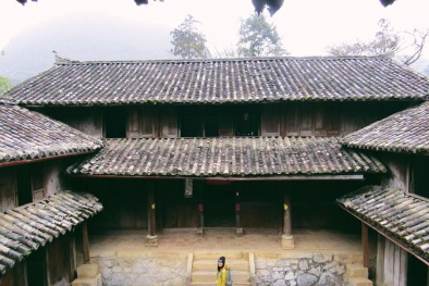 Đầu năm lên Hà Giang ngắm kiến trúc độc đáo của dinh thự vua Mèo