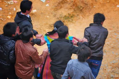 Tục kéo vợ nhằm hóa giải việc thách cưới cao