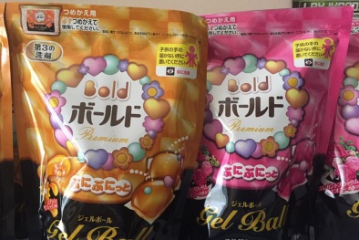 Viên bột giặt và hiểm họa gây mù mắt ở trẻ em