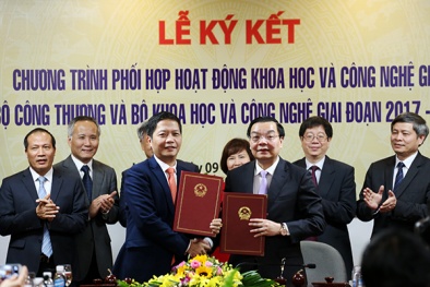 Bộ KH&CN và Bộ Công Thương ký kết tăng cường phối hợp hoạt động về KH&CN