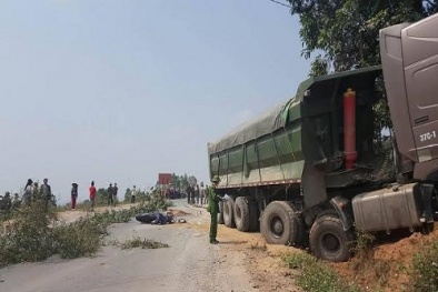 Tai nạn giao thông ngày 13/2: Chồng nguy kịch, vợ mang thai tử vong tại chỗ