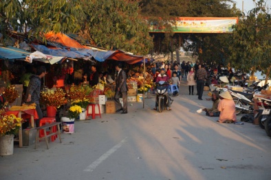 Xử lý vi phạm an toàn thực phẩm tại khu di tích đền ông Hoàng Mười - Hà Tĩnh