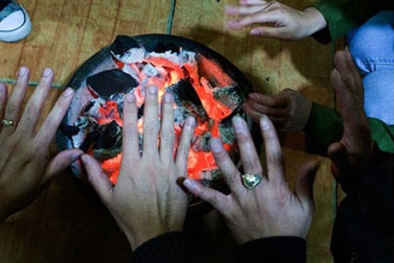 Đốt than củi sưởi ấm và những cái chết đã được cảnh báo