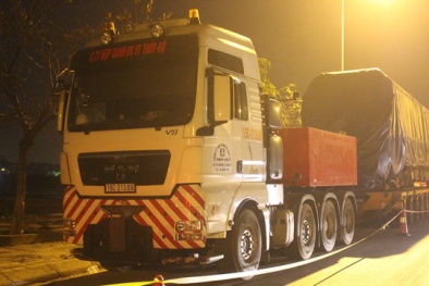 Cận cảnh tàu đường sắt Cát Linh-Hà Đông về đến Hà Nội