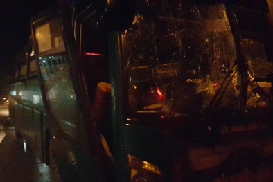 Clip: Hiện trường vụ nổ xe khách giường nằm ở Bắc Ninh