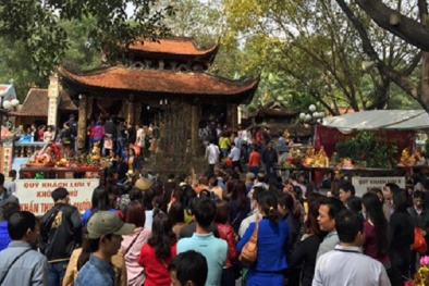 Bộ Công Thương xử lý kỷ luật cán bộ đi lễ trong giờ làm việc