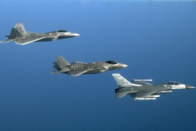Máy bay chiến đấu F-35 uy lực và nguy hiểm số 1 thế giới của Mỹ