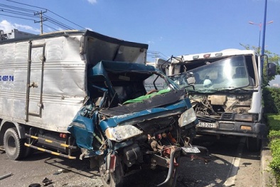 Tai nạn giao thông ngày 27/2: Va chạm xe ben, mẹ tử vong còn con nguy kịch