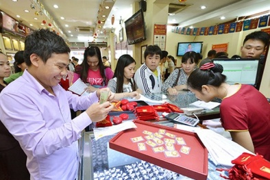 Giá vàng trong nước ngày 1/3/2017 ‘sáng nắng chiều mưa’, diễn biến khó lường