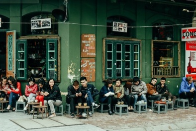 Hà Nội 'đòi' vỉa hè buổi sáng, buổi chiều lại lấn chiếm