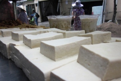 Độn thạch vào đậu phụ, 2 cơ sở ở Huế bị xử lý