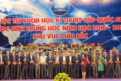 Học sinh trung học phía Bắc tranh tài nghiên cứu khoa học