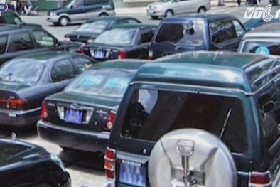 Hà Nội: Xe công hết niên hạn thanh lý như bán sắt vụn