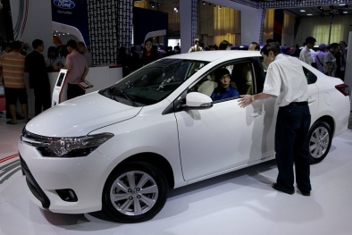 Hoa hồng 'ăn được' hút khách nhân dịp 8/3