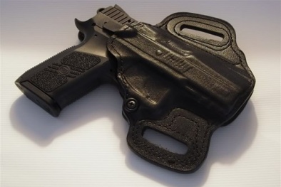 Súng ngắn CZ P-07 cổ nhất mọi thời đại uy lực 'rợn người'