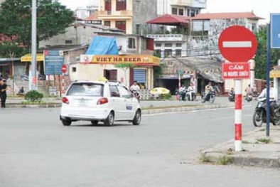 Ô tô chạy lùi trên đường một chiều phạt thế nào?