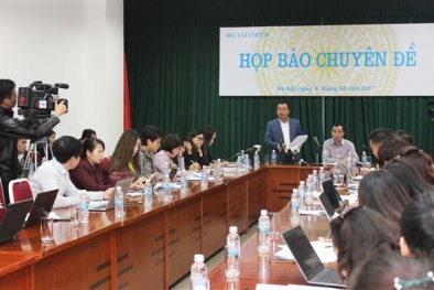 Thứ trưởng, chủ tịch tỉnh có thể không có xe công đưa rước đi làm