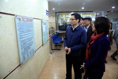 Phó Thủ tướng khảo sát việc cấp đăng ký kinh doanh ở Hà Nội