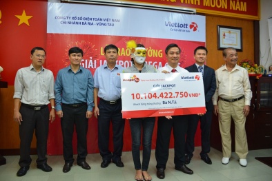 Xổ số Vietlott: NSND Trần Hiếu dự lễ trao thưởng hơn 10 tỷ tại Đồng Nai
