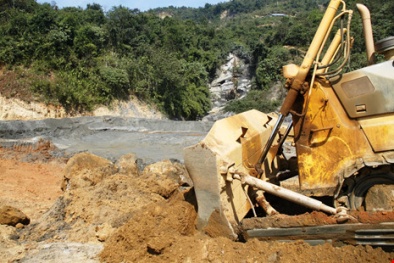 Vỡ đập chứa bùn thải quặng ở Nghệ An: Tin tức mới nhất