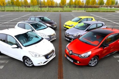 Nửa đầu tháng 3, ô tô nhập tăng mạnh, giá giảm hơn 150 triệu đồng/xe