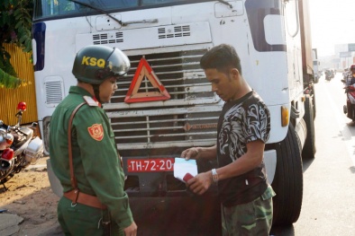 Thủ tướng yêu cầu Bộ Quốc phòng tổng kiểm tra biển số xe quân đội