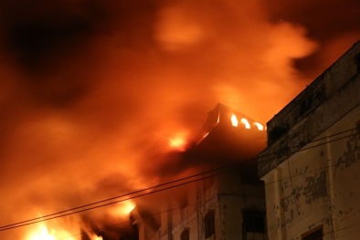 Hiện trường kinh hoàng vụ cháy lớn ở Cần Thơ, lửa bốc cháy dữ dội