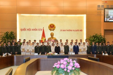 Chủ tịch Quốc hội gặp mặt đoàn viên, thanh niên công an tiêu biểu