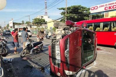 Tai nạn giao thông ngày 27/3: Xe bán tải tông trực diện xe khách, 4 người thương vong