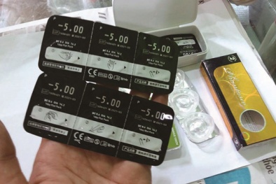 Rước họa từ kính áp tròng làm đẹp