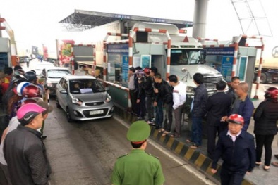 Dân dựng lều phản đối: Bộ GTVT chỉ đạo giảm 50% giá phí qua cầu Bến Thủy