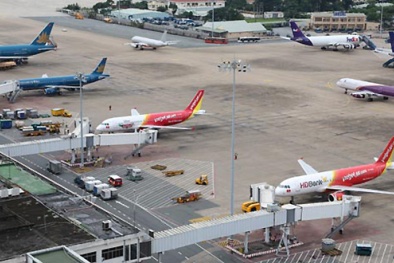 3 phương án giá trần, sàn vé máy bay