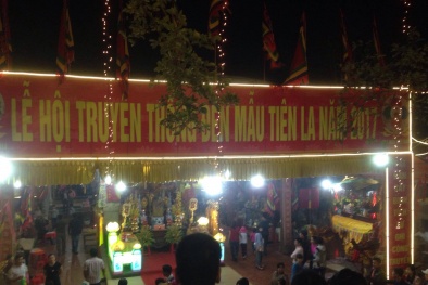 Lễ hội Tiên La 2017 đón hàng vạn du khách thập phương về cầu bình an