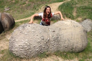 Bí ẩn hòn đá như một cơ thể sống, lớn lên khi gặp nước mưa