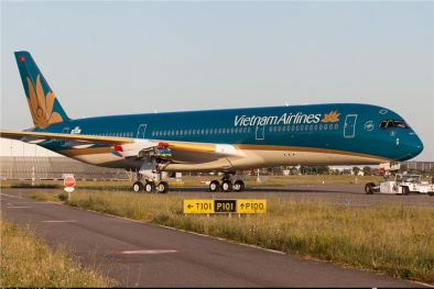 Cổ phiếu Vietnam Airlines liên tục giảm sau đề xuất áp giá trần vé máy bay