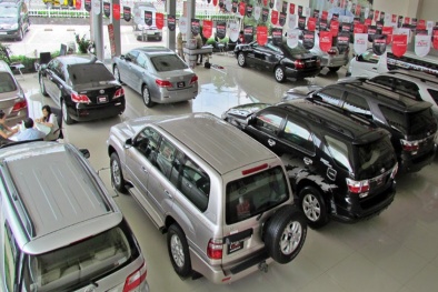 Xe nhập khẩu giá rẻ giảm 'sốc', vì sao người tiêu dùng Việt vẫn phải mua giá cao?