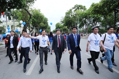 'Đi bộ bằng đầu' kỷ niệm Ngày sở hữu trí tuệ thế giới
