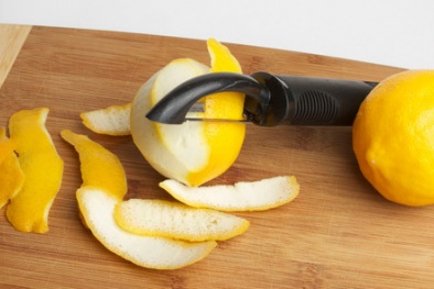 Điều gì sẽ xảy ra khi ăn một miếng vỏ chanh mỗi ngày?