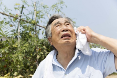 Cẩn thận với sốc nhiệt ngày hè